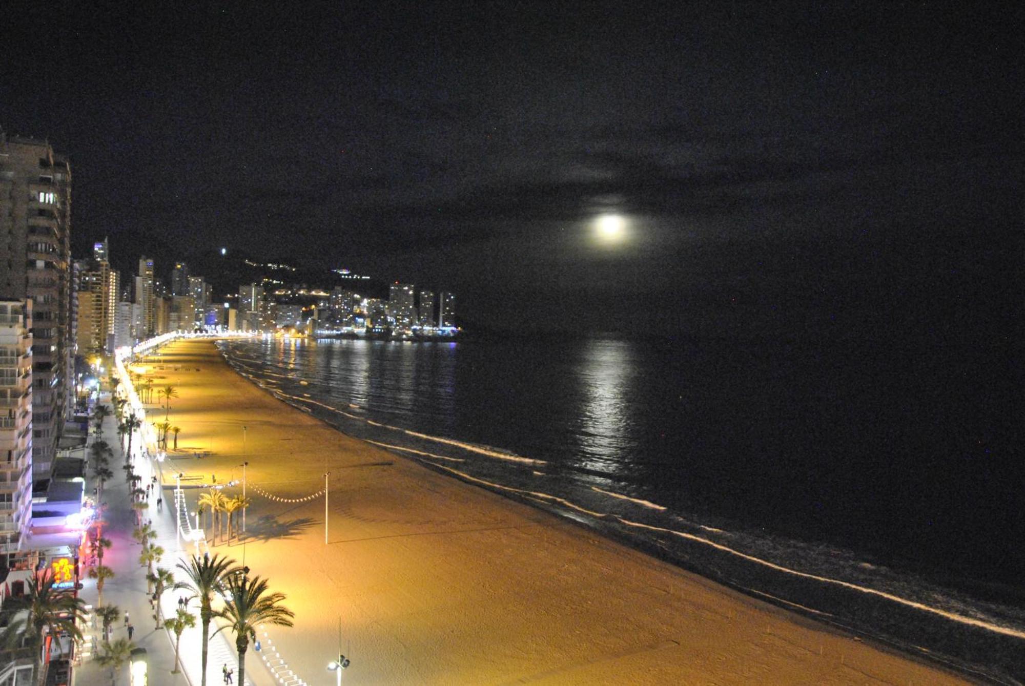 Al Despertar Ver El Mar เบนิดอร์ม ภายนอก รูปภาพ